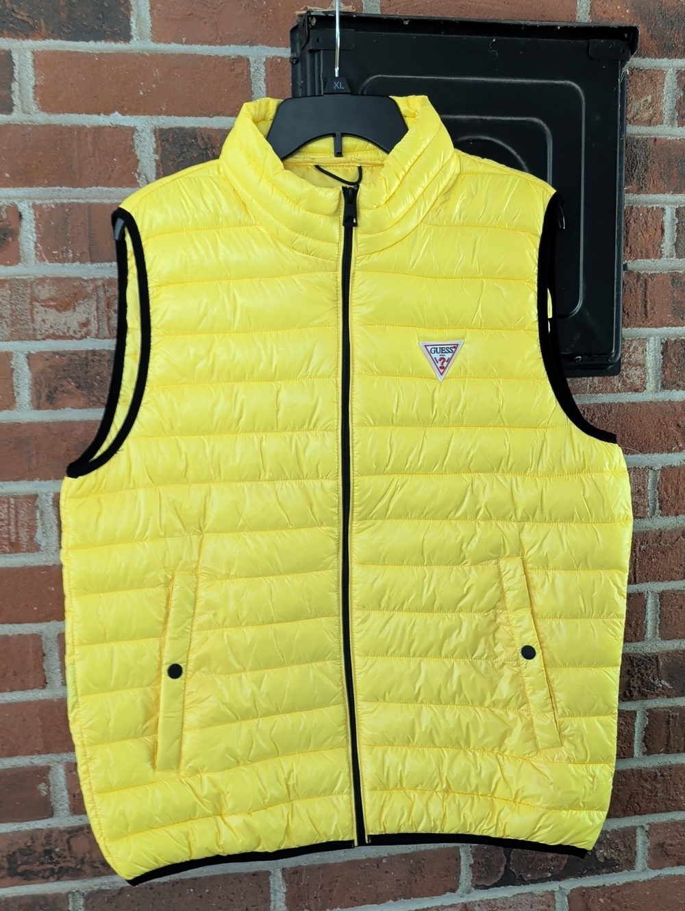 Guess Bright Yellow Quilted Puffer Logo Vest Size L (1126)
